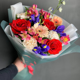 Mixed bouquet with roses