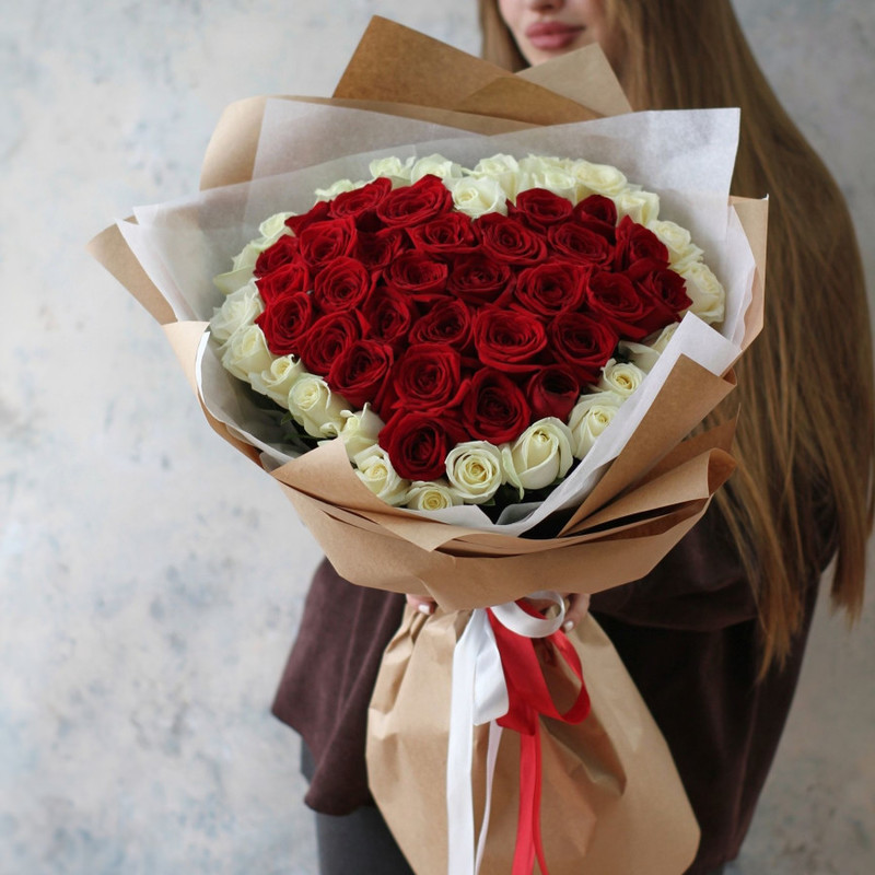 Heart of 55 roses "Red Naomi + Magadi, standart