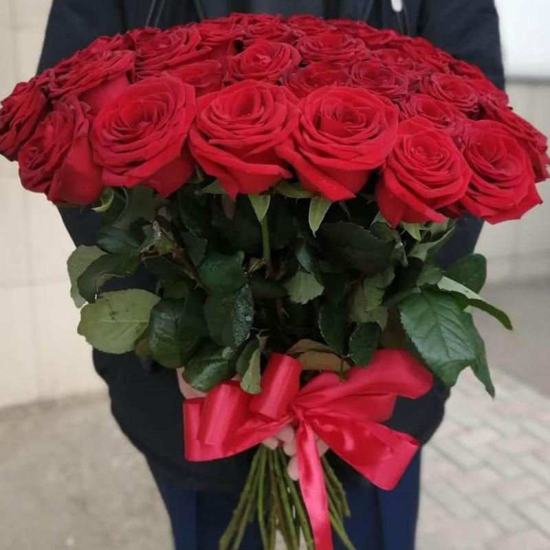 Розы красные 35 шт, стандартный