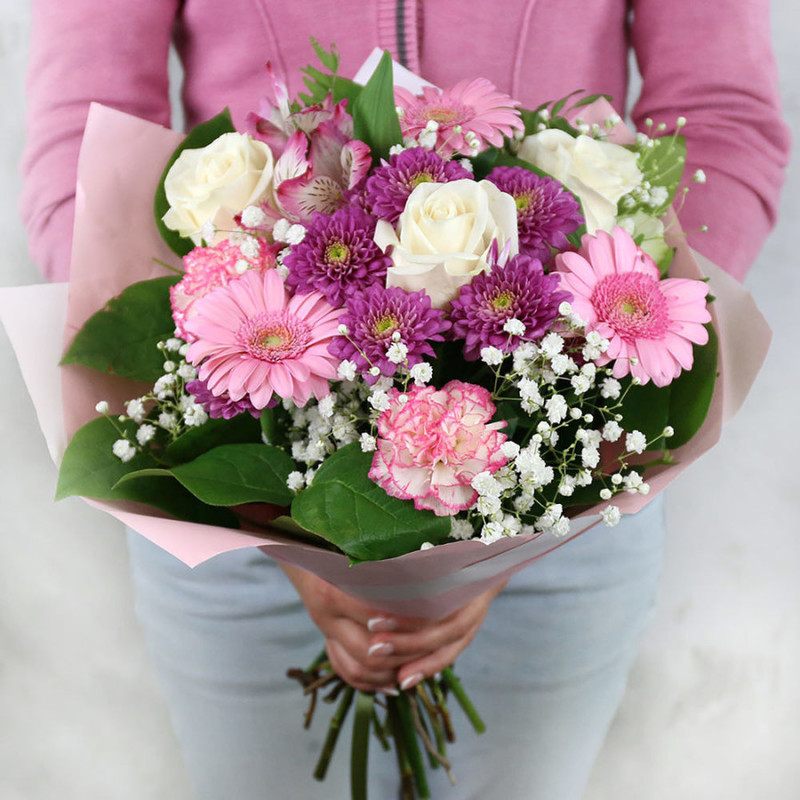 Bouquet of gerber roses and carnations in a package, standart