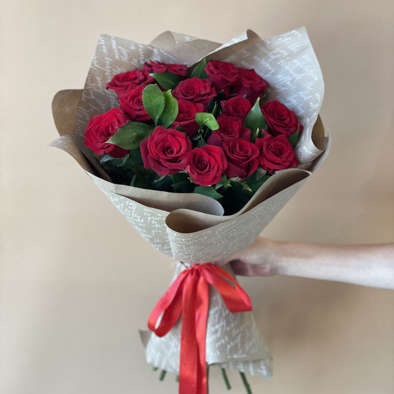Red roses in craft, standart