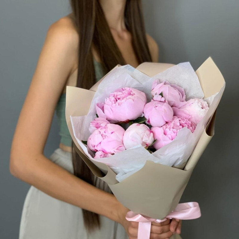 Bouquet of 7 pink peonies, standart