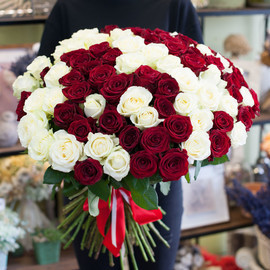 Rose Bouquet Red-White