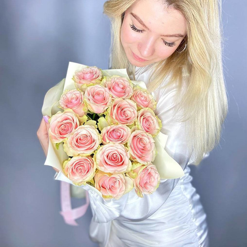 Bouquet of 15 roses Frutetto, standart