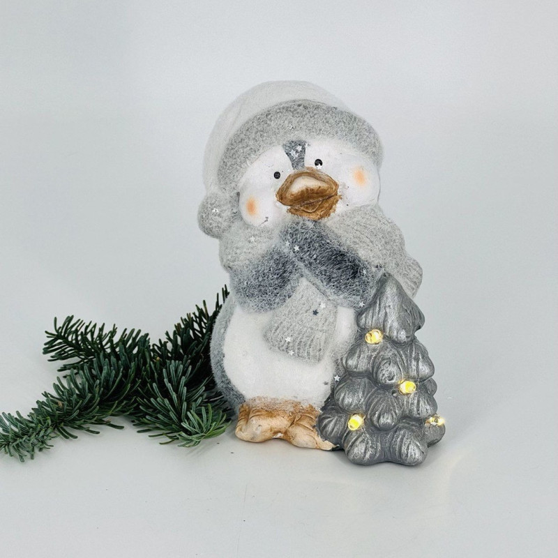 New Year's souvenir handmade penguin with Christmas tree, standart