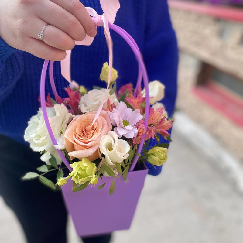 Handbag with flowers, standart