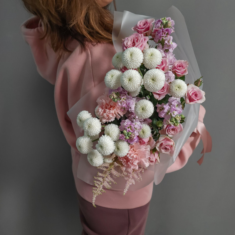 Fragrant airy bouquet, standart