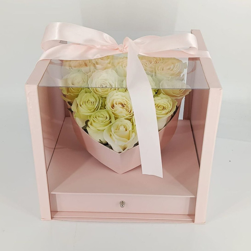 Коробка сюрприз с цветами и конфетами, стандартный