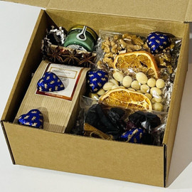 Gift set of tea with nuts No. 4