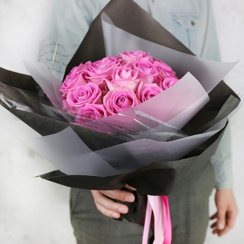 Stylish bouquet of pink roses in original packaging, standart