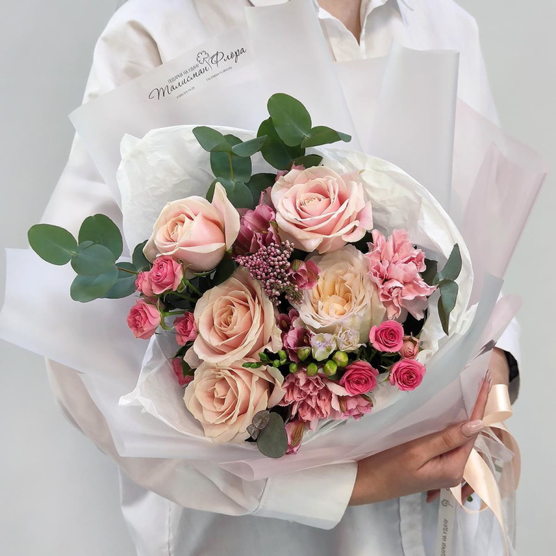 Pink dream bouquet in a beautiful package, standart