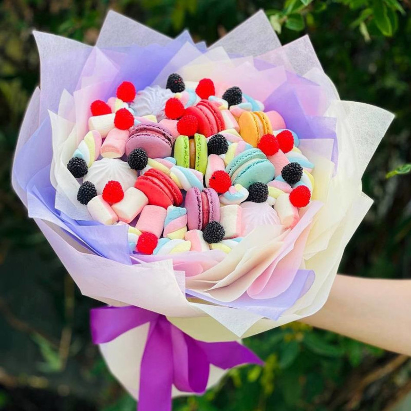 Sweet bouquet for a girl, standart
