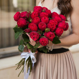 Букет из 25 красных роз Red Piano Колумбия 50 см