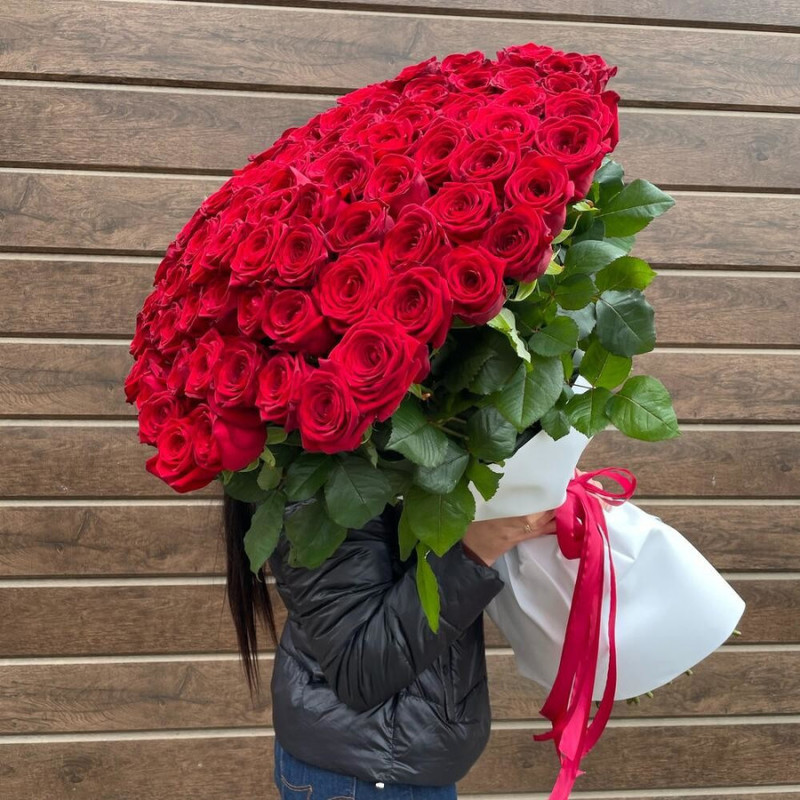 VIP bouquet of 101 roses 90 cm, standart