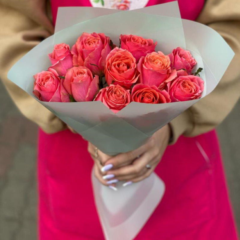 Букет из ярко-розовых роз 40 см, стандартный