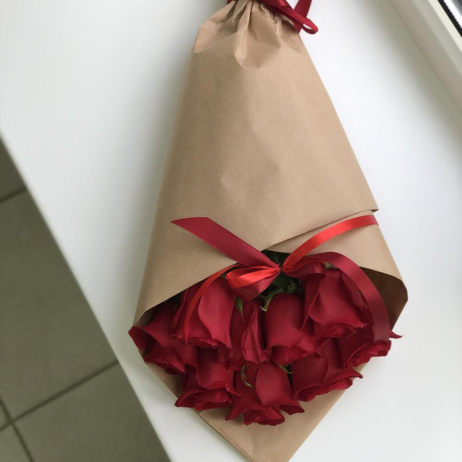 9 red roses in craft, vendor code: 333015854, hand-delivered to Tolyatti
