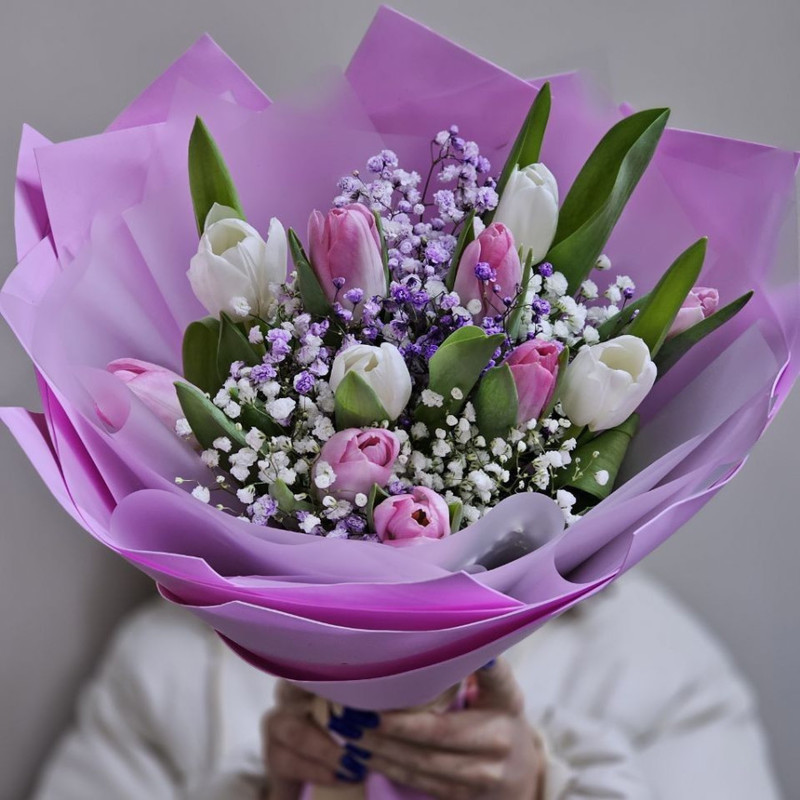 bouquet with tulips and gypsophila, standart