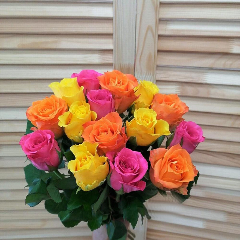 Bouquet of 15 roses "Sunny", standart