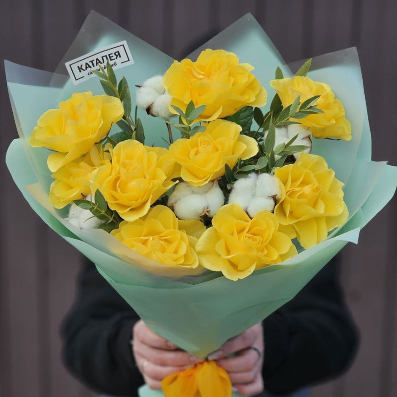 bouquet with yellow roses, standart