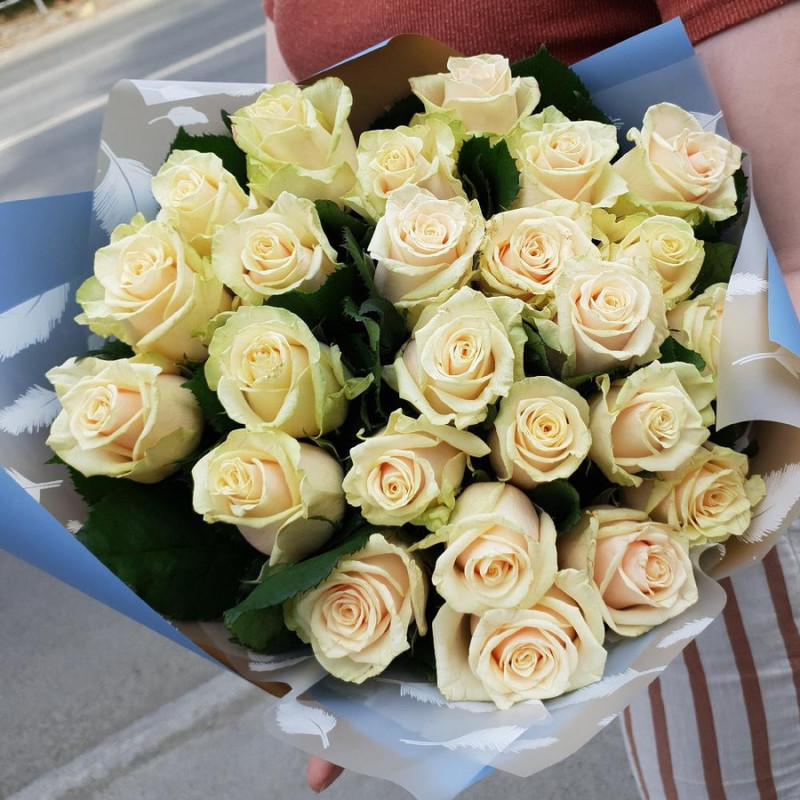 25 roses 50 cm in decoration, standart