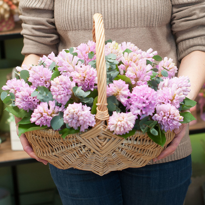 Basket with hyacinths "Birth of spring", standart