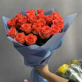 21 Rose Wow 60 cm in designer packaging