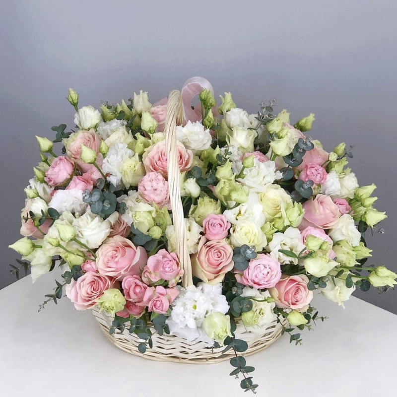 Large basket of flowers, standart