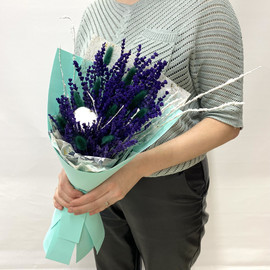 Bouquet of stabilized Lavender and Lagurus