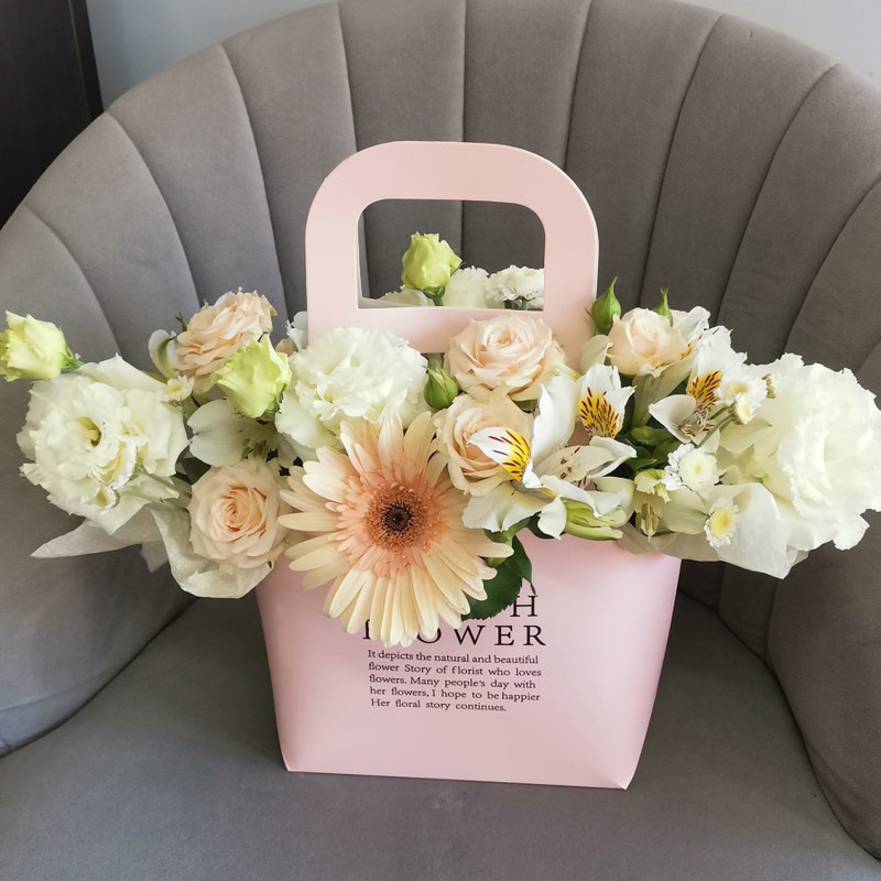 handbag with flowers, standart