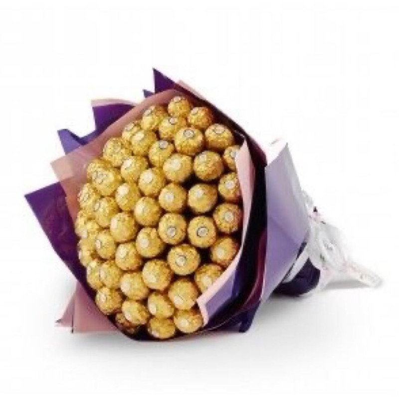 Bouquet of 51 Ferrero Rocher, standart