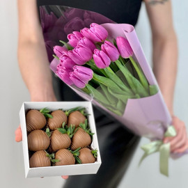 Combo for March 8: Chocolate-covered strawberries “Anthony” + Tulips
