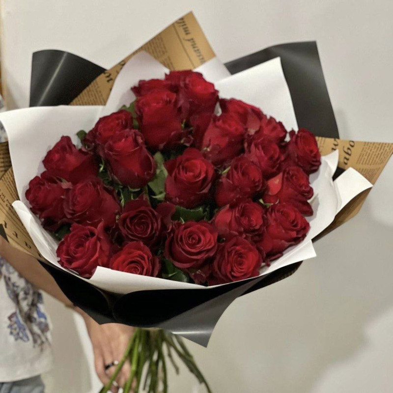Bouquet of 25 red roses, standart