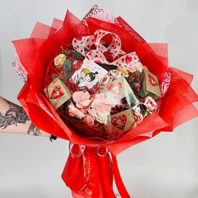Gift for Valentine's Day: bouquet of tea and chocolates, standart