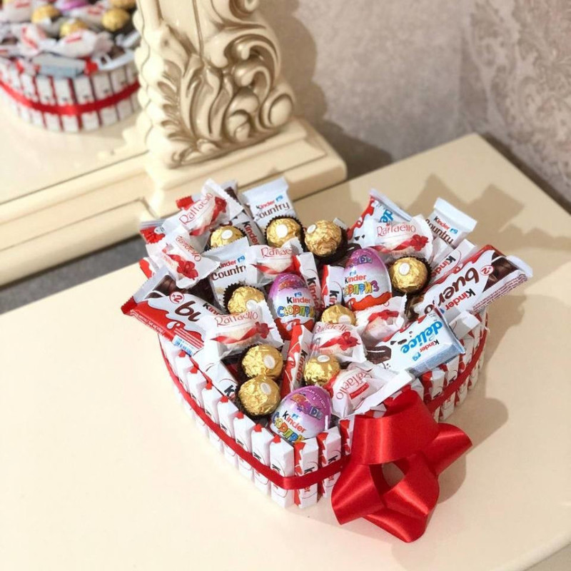 Сладкий подарок: что может быть в наборе конфет?