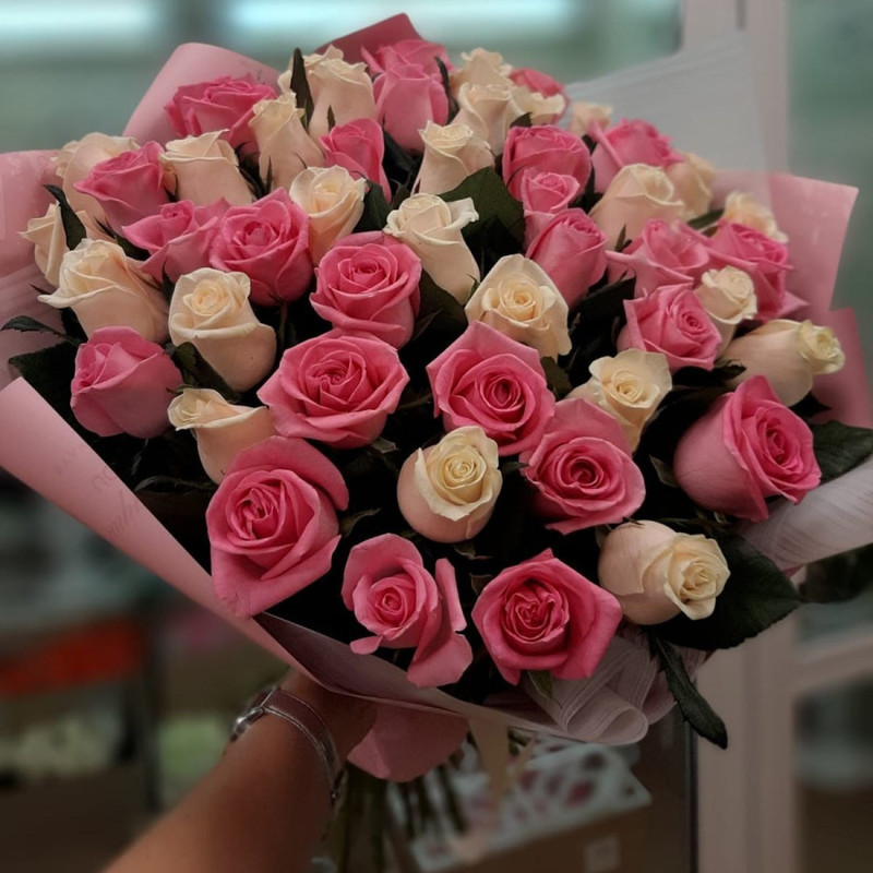51 кремово-розовая роза, стандартный