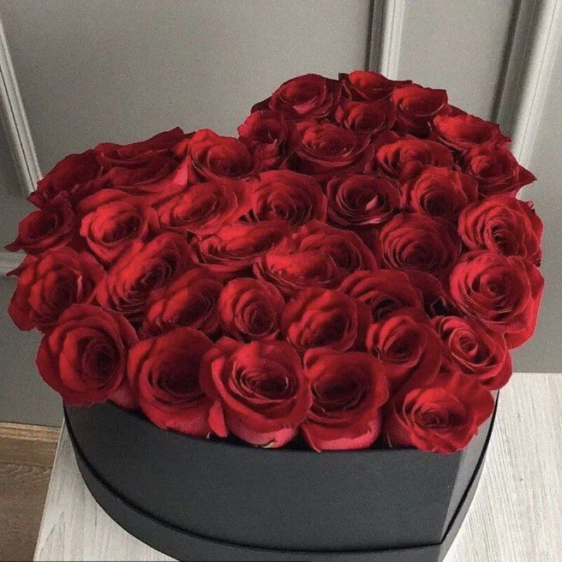 Красные розы в сердце, стандартный