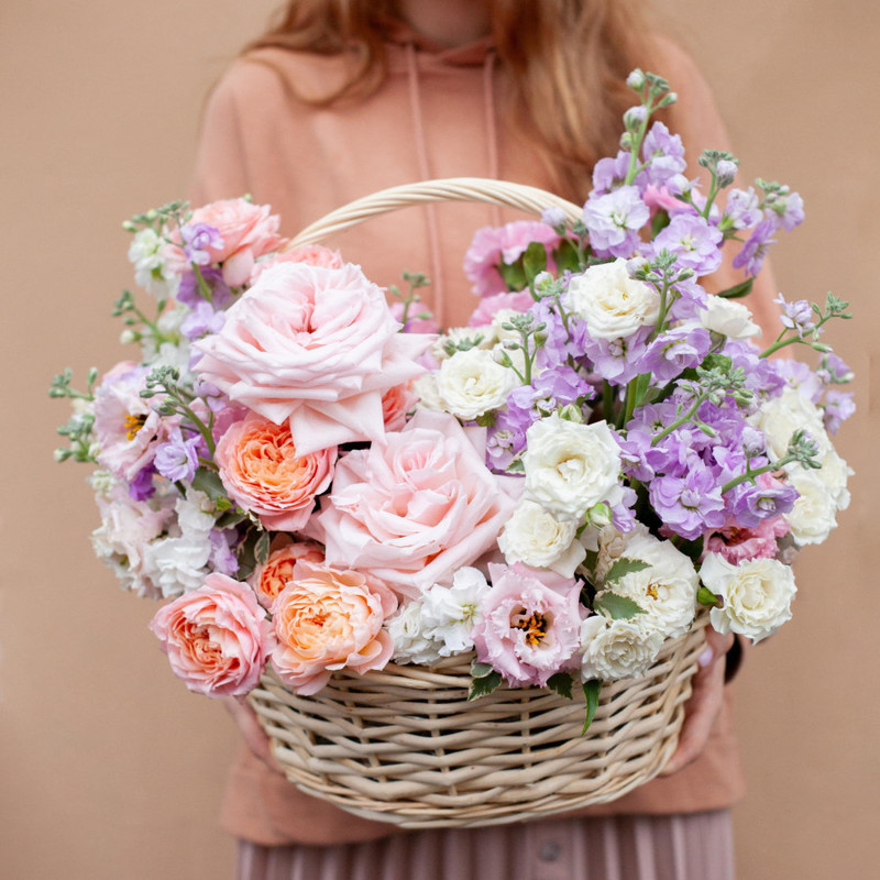 Basket with fragrant matthiola and peony roses, standart