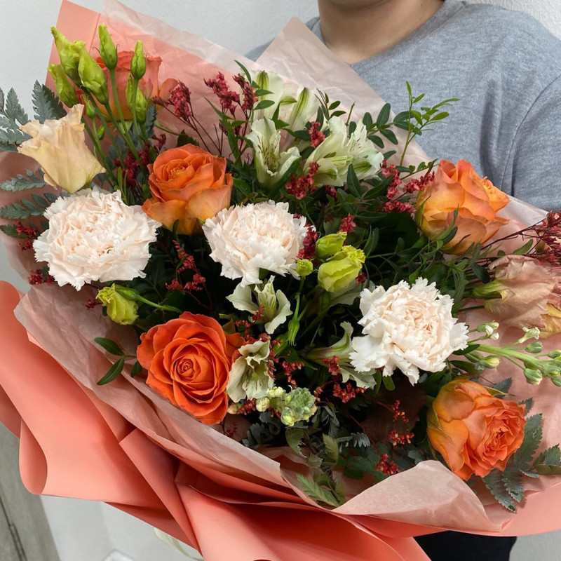 Bouquet with fiery roses, standart
