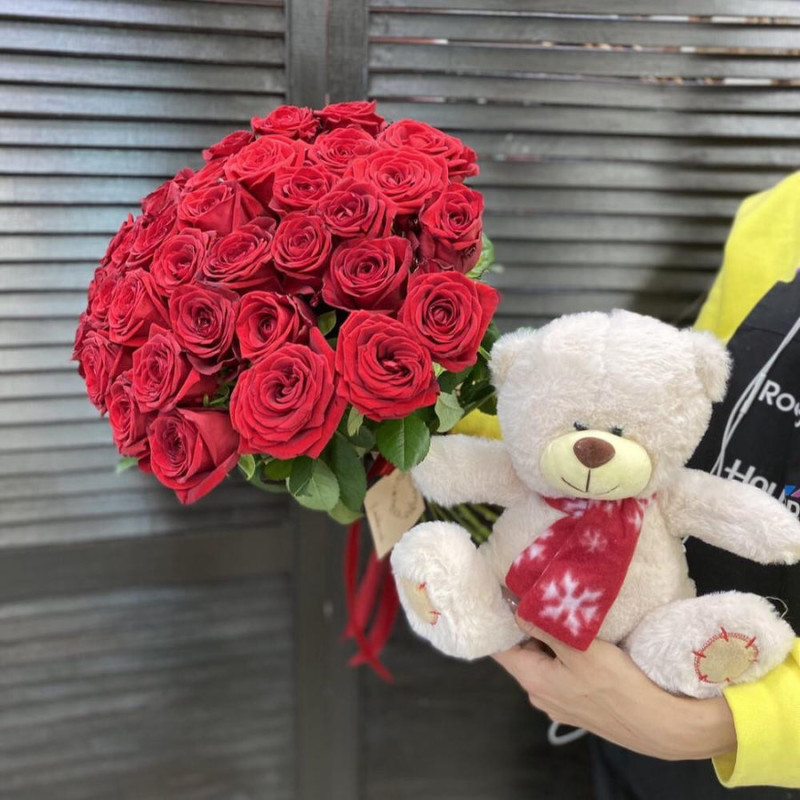 35 red roses 60cm and teddy bear, standart