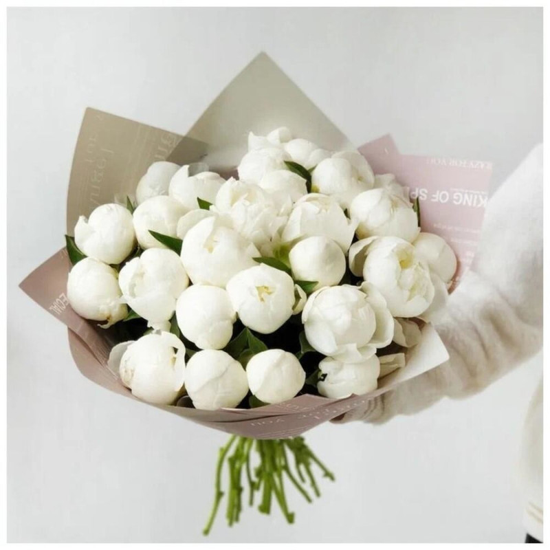 Bouquet of 25 white peonies, standart