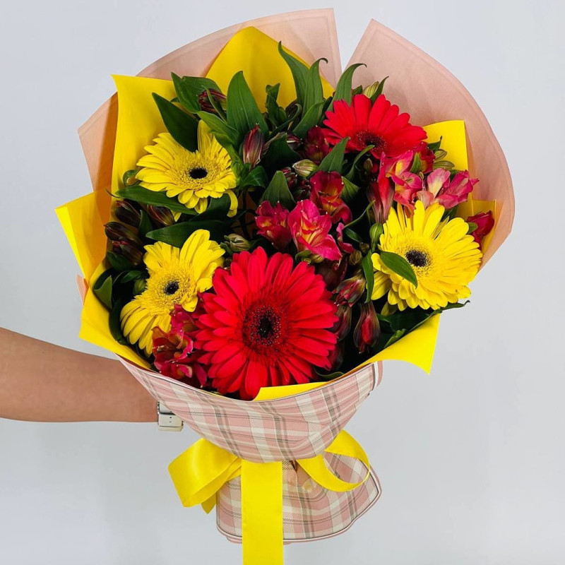 Bouquet for mother of 9 gerberas, standart