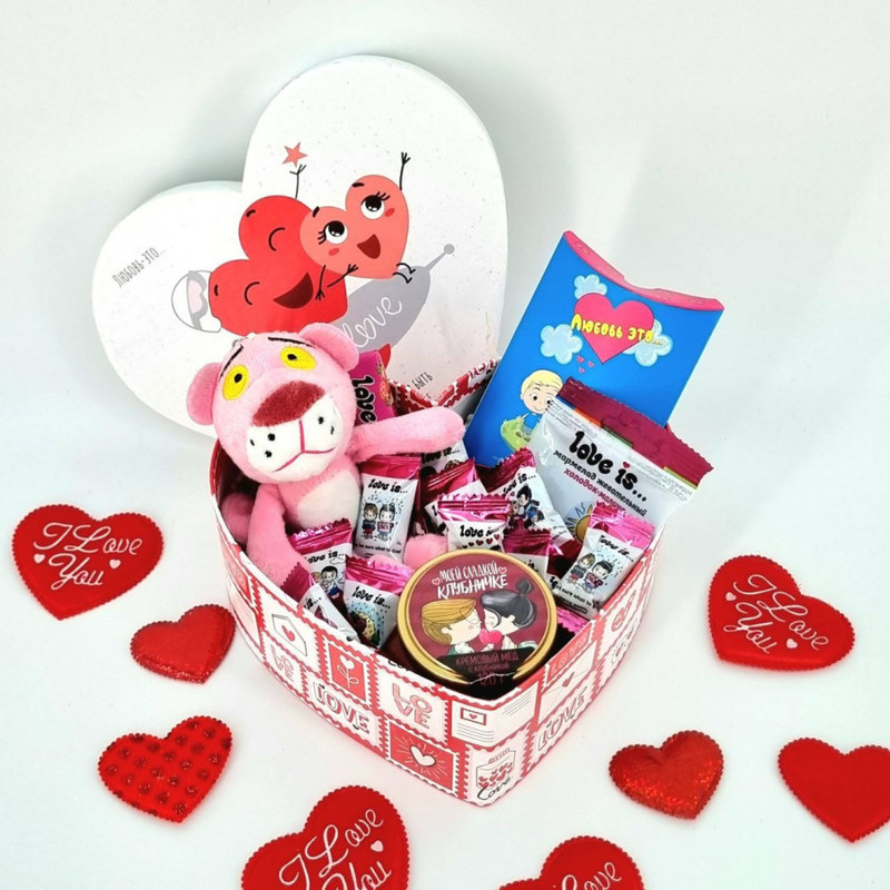 Heart with sweets gift for February 14, standart