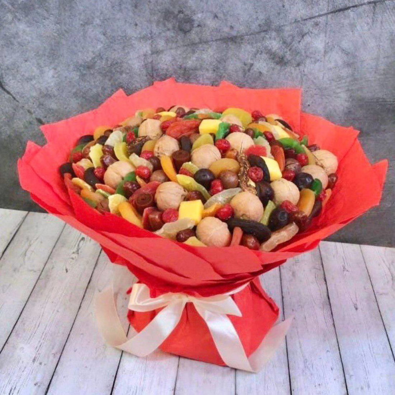 Gift bouquet of dried fruits, standart