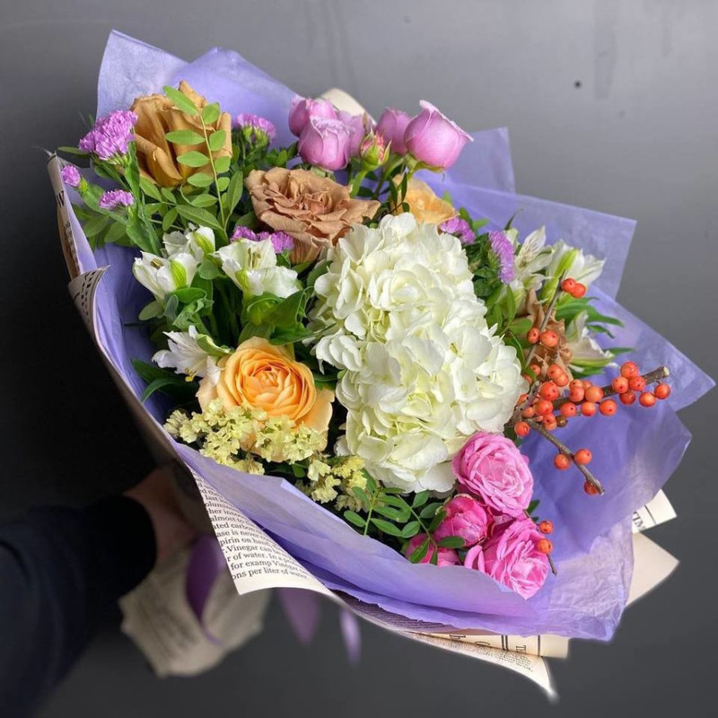 Mixed bouquet with hydrangea, standart