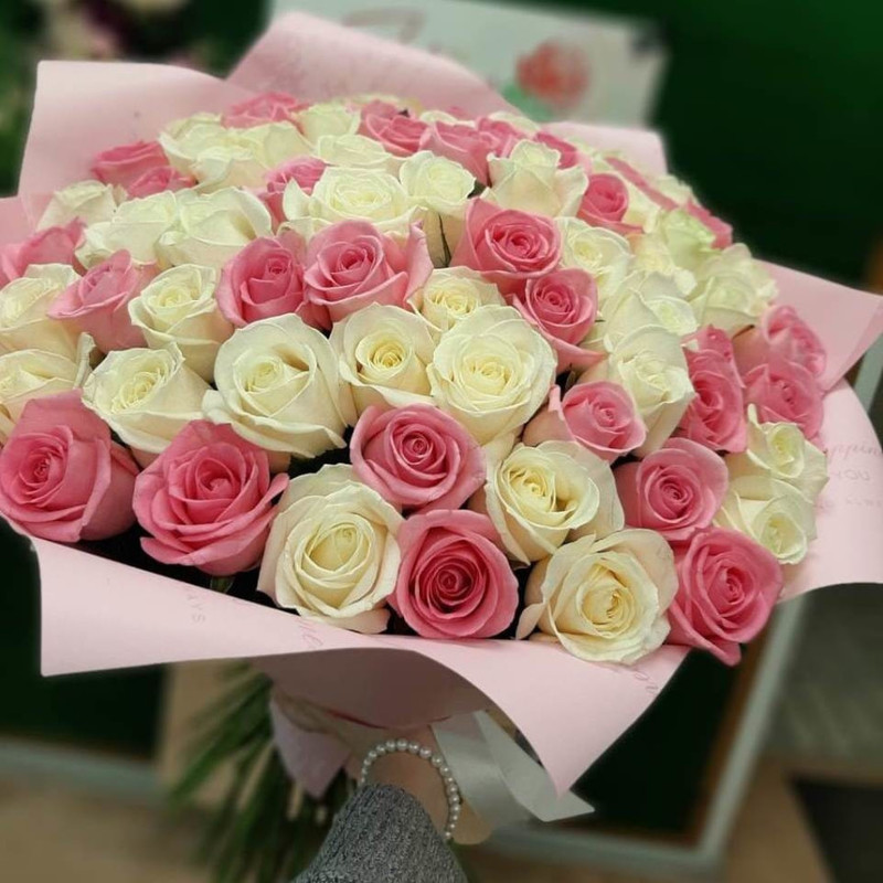 51 white and pink roses, standart