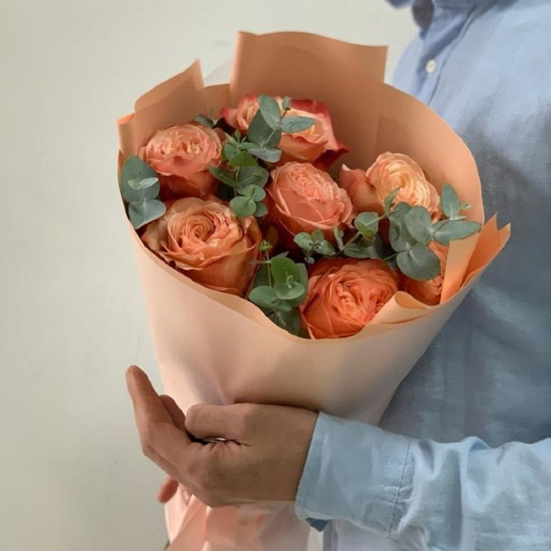 Bouquet of 7 peony roses with eucalyptus, standart