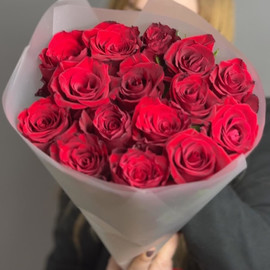 Букет из 15 роскошных импортных розовых роз 50 см