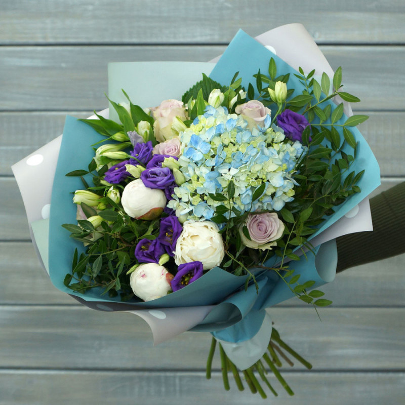 Bouquet of roses, peonies and hydrangeas, standart