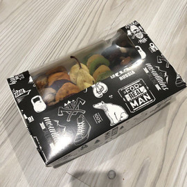 Gift set of dried fruits for a man