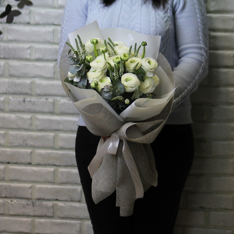 Bouquet of 15 white ranunculus, standart